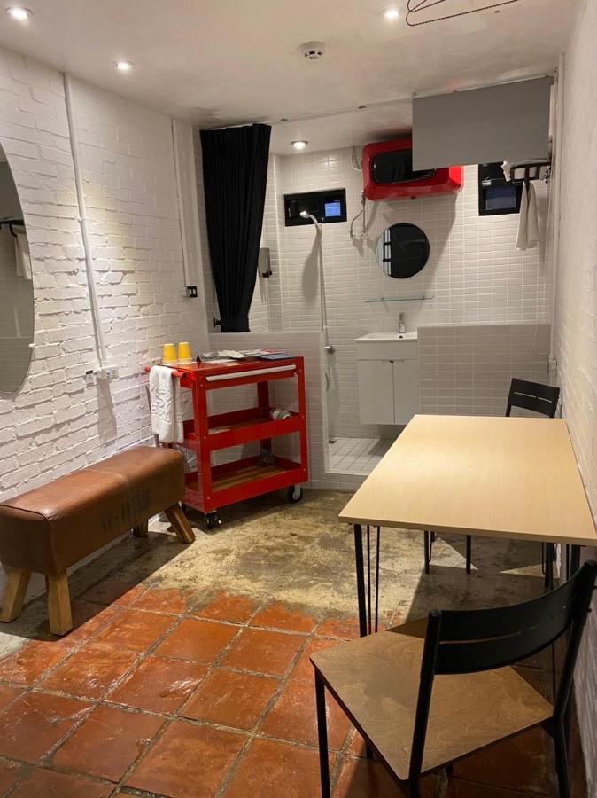 Zhengxing Yenping Homestay Tainan Bagian luar foto