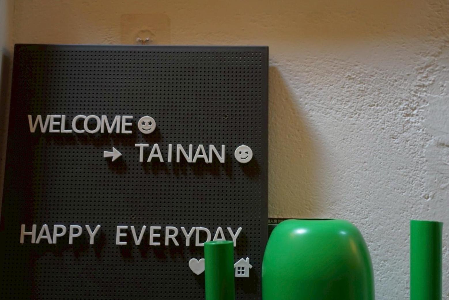 Zhengxing Yenping Homestay Tainan Bagian luar foto